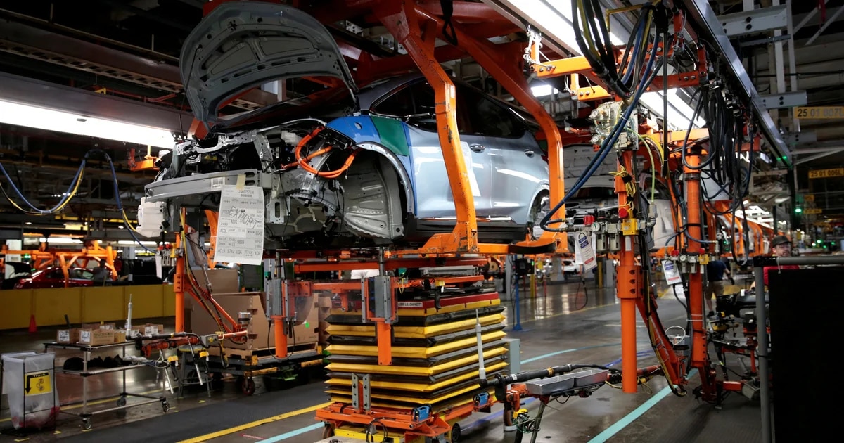 Coches eléctricos: General Motors avanza en un plan de reducción de costes en Estados Unidos