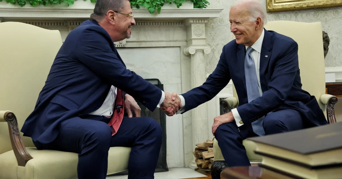 Joe Biden recibió al presidente de Costa Rica en la Casa Blanca: el gesto por su ayuda con la inmigración y el mensaje sobre China