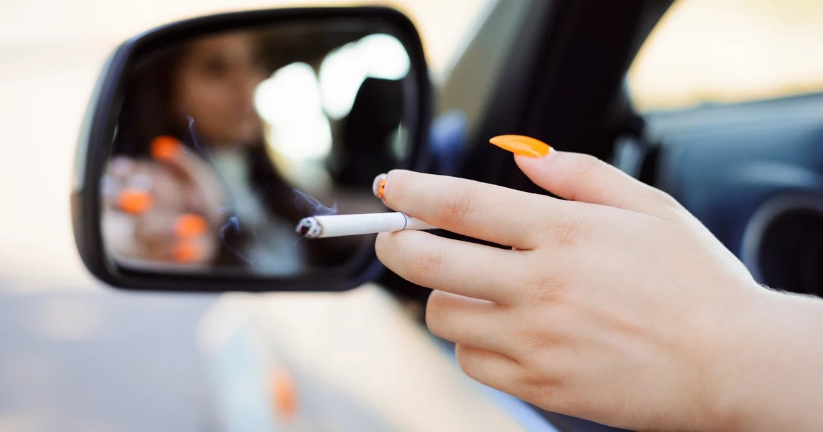 Por qué fumar en el coche puede perjudicar la salud de los niños, aunque no estén presentes