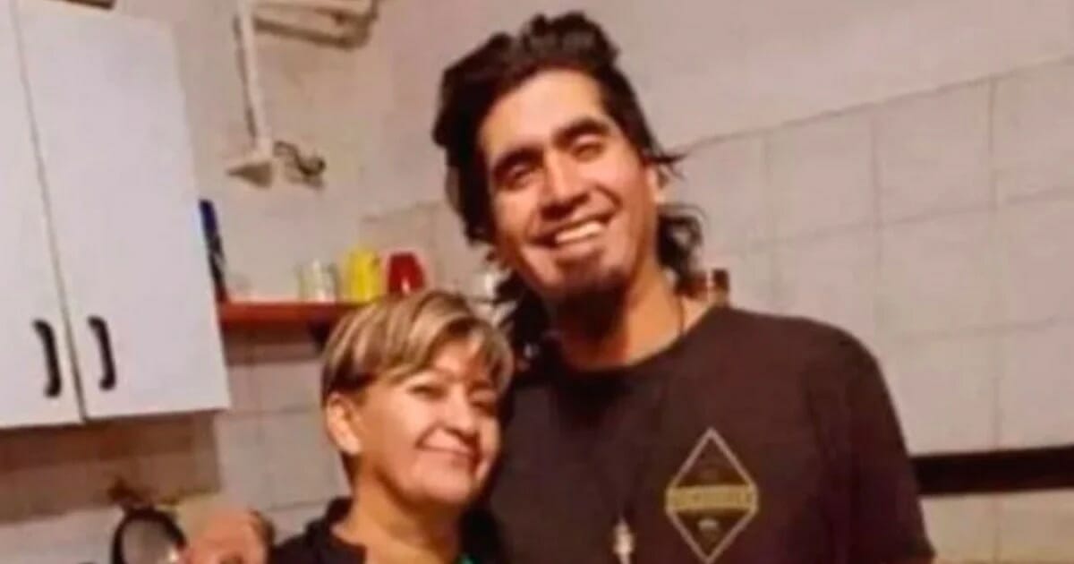 5Desgarrador testimonio de la madre de un argentino apuñalado en Bolivia: “Lo dejaron morir en la vereda del hospital”