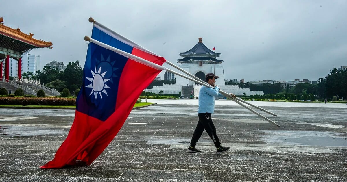 China cierra el cerco a Taiwán: incrementó maniobras militares y presentó su plan de “integración”