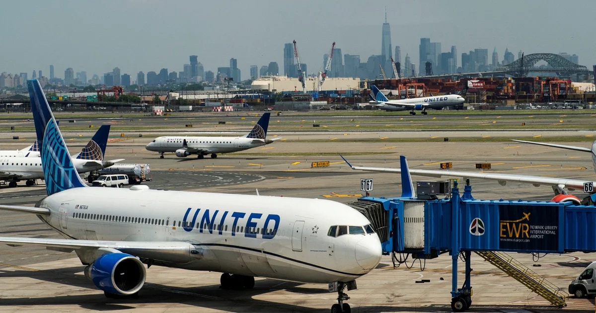 El error tecnológico que provocó la suspensión de vuelos de United AirlinesLa aerolínea tuvo que paralizar todos sus despegues en Estados Unidos