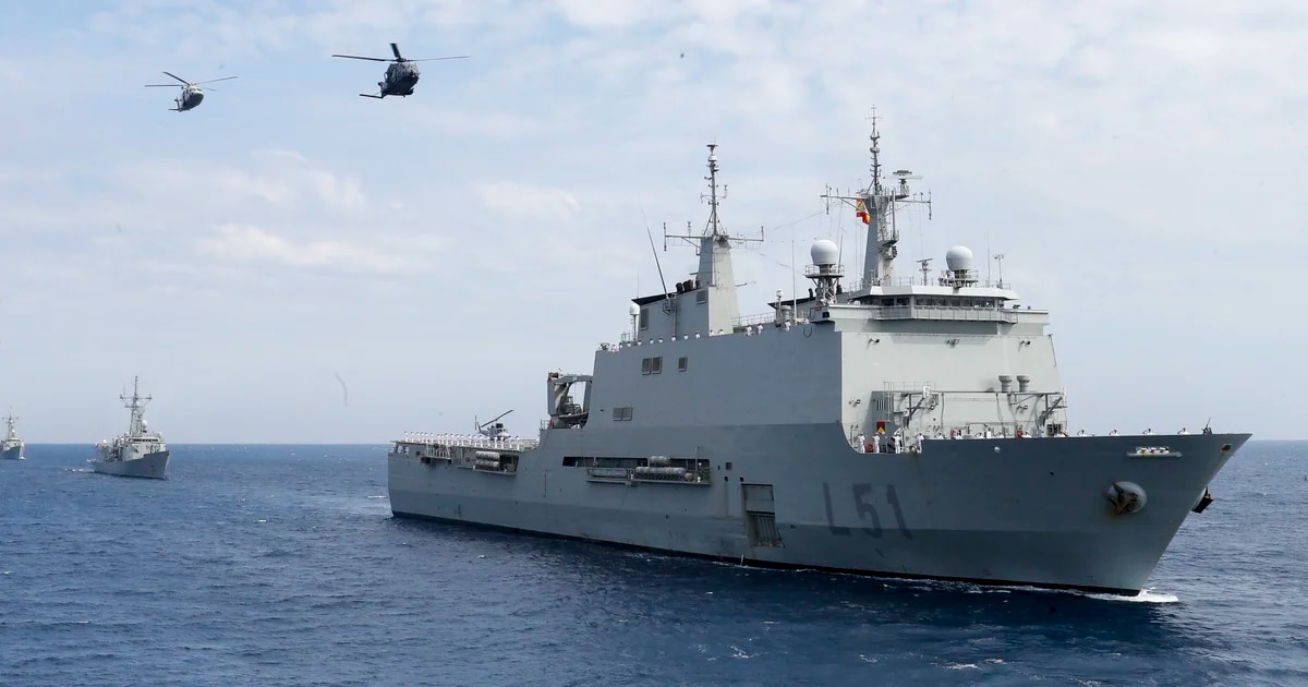 España acoge un hito militar para la Unión Europea: la Armada toma el mando de 3.000 militares de 16 países en aguas de Cádiz