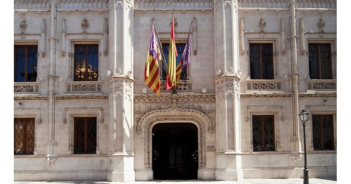 Guerra política por la Diada en Mallorca: PP y Vox cambian la fecha y su motivo y el resto de partidos se oponen