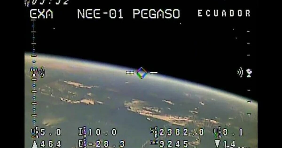 Qué pasó con Pegasus: el satélite ecuatoriano olvidado que casi se convierte en basura espacial
