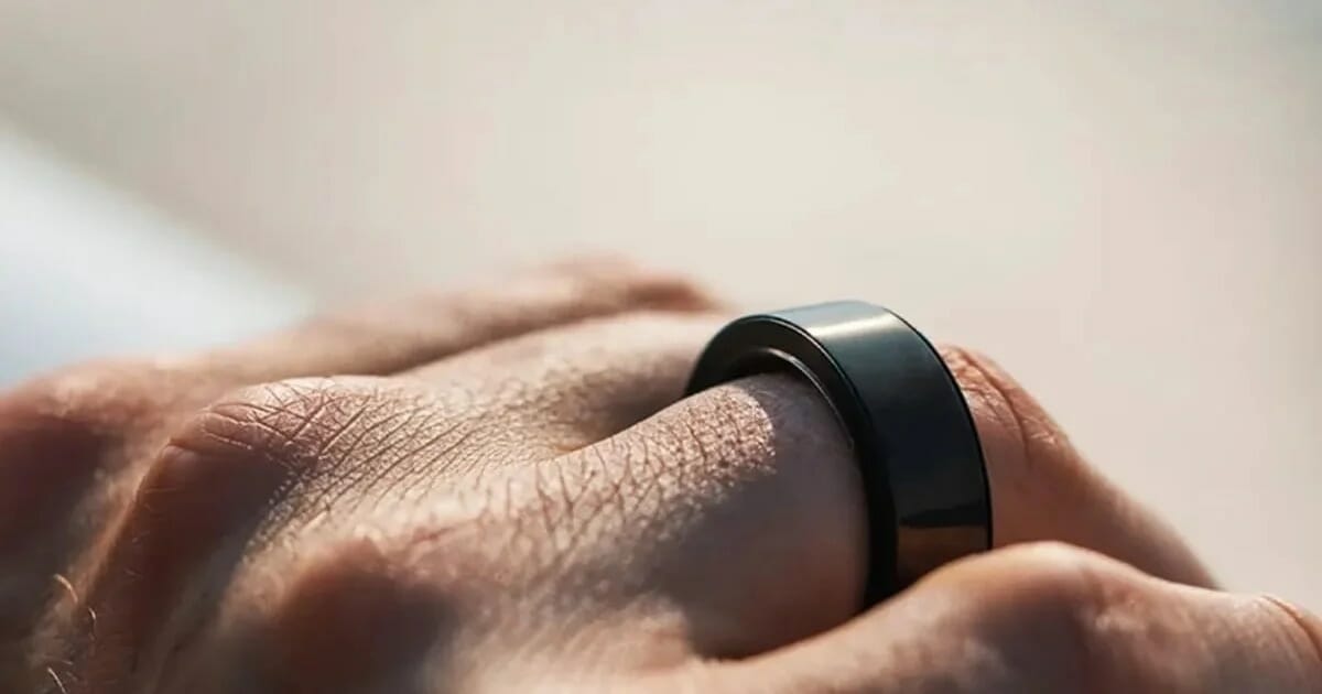 Samsung lanzaría un “anillo inteligente”, estos son los detalles.  El nuevo producto de la compañía se llamaría “Galaxy Ring” y se lanzaría durante el año 2024, aunque no hay una fecha fijada para su presentación.