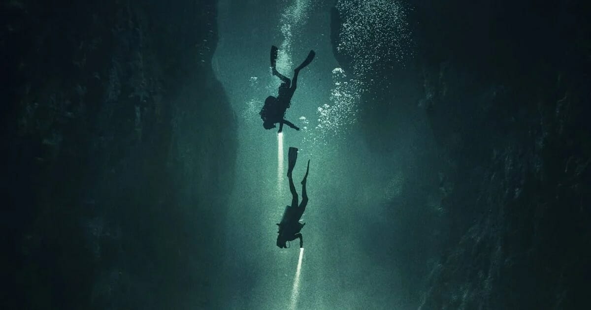 Un lago francés y un siniestro viaje submarino en esta película que no podrás dejar de ver