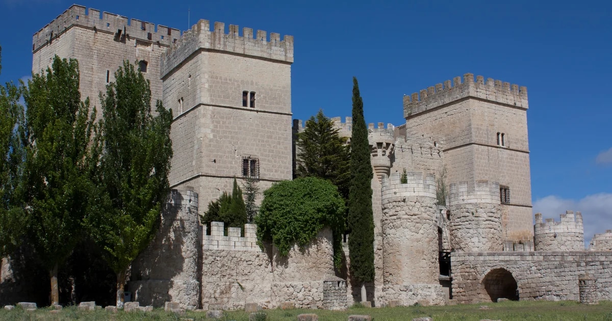 El impresionante castillo de Ampudia, el mejor conservado de Palencia