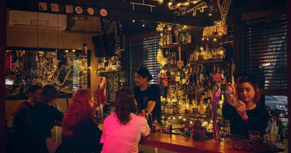 Los secretos del éxito de los tres bares argentinos que están entre los 50 mejores del mundo