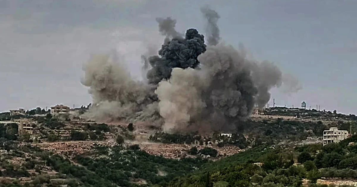 Israel ataca a escuadrones de Hezbollah en el sur del Líbano en medio de nuevos combates en la frontera norte